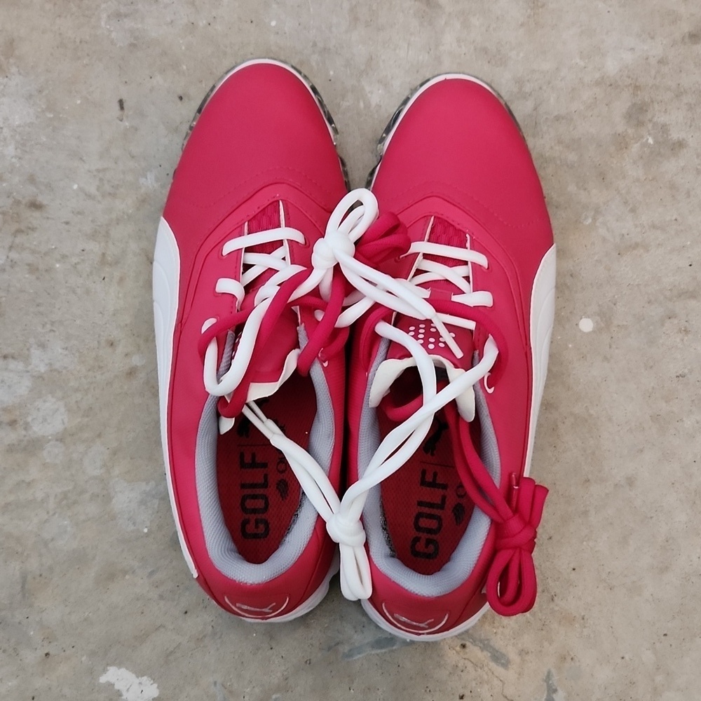 NWOT Puma Outlast Pink & White Golf Shoe